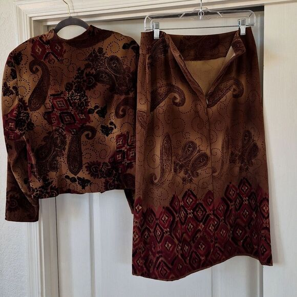 Requirements Petite Vintage Skirt Set - Picture 4 of 16